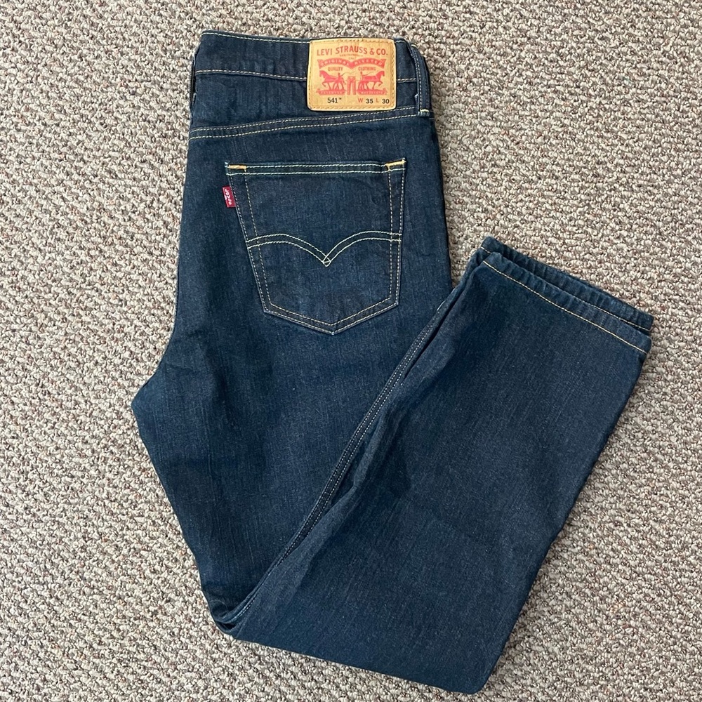 Final Price 🔥 Levi Men’s Jeans Like New